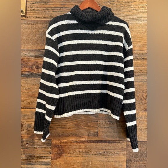 Z-Supply Josephine Striped Black and White Turtleneck Sweater NWT - Picture 3 of 12